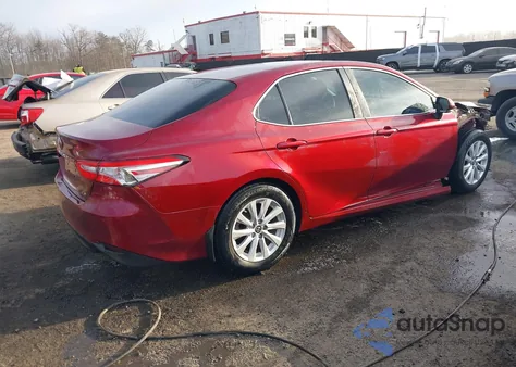 2018 Toyota Camry Le from USA, damaged, VIN 4T1B11HK8JU587782